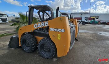 MINI CHARGEUSE CASE SR130 CAPACITÉ NOMINALE 590 KG plein