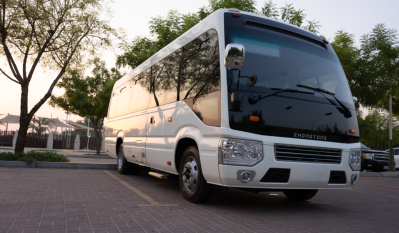 MINI BUS ZHONGTONG 26 PLACES plein